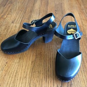 Swedish Hasbeen Clogs Covered High Heel- All Black
